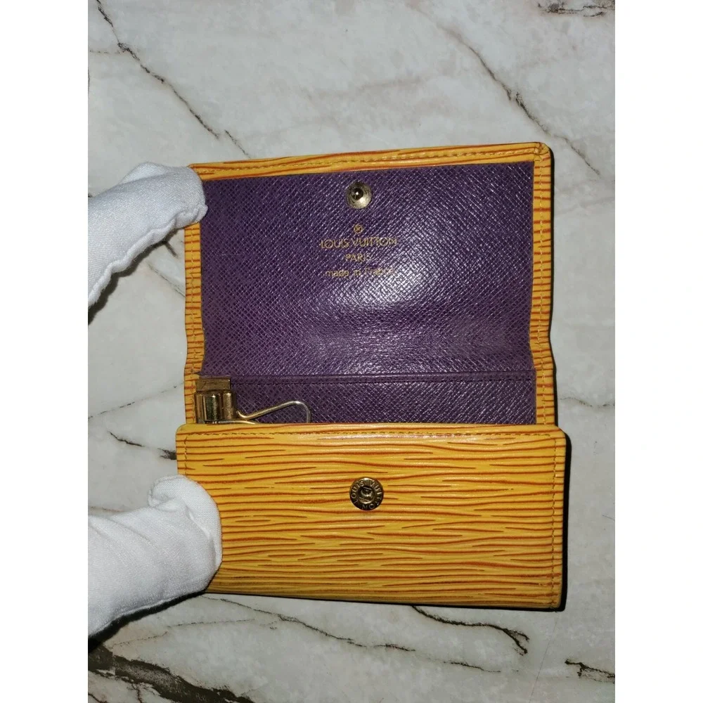 Louis Vuitton‎ Vintage 6 Key Holder Yellow Epi Leather MI0953